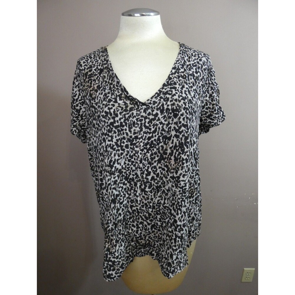 Bella Dahl Women's L Rayon Leopard Print V-Neck Boxy Top Short Sleeve